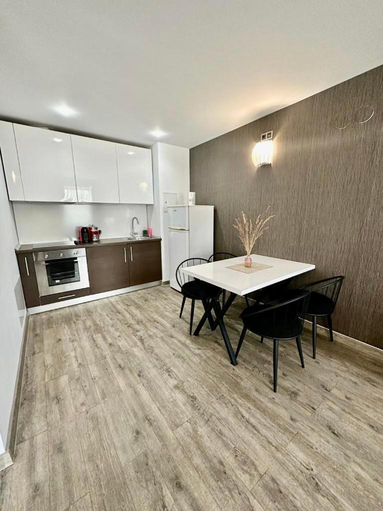 Apartament Lux Poiana Brasov B23 Buitenkant foto